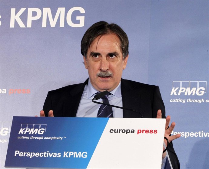 Valeriano Gómez, 'Perspectivas KPMG'