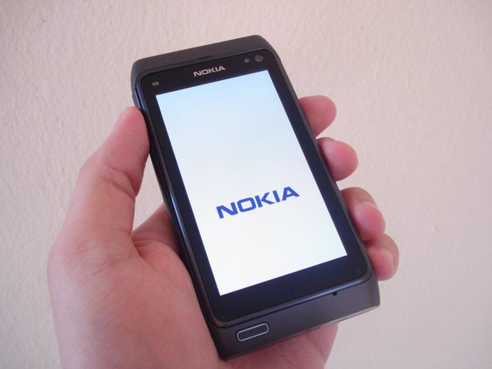 Nokia N8