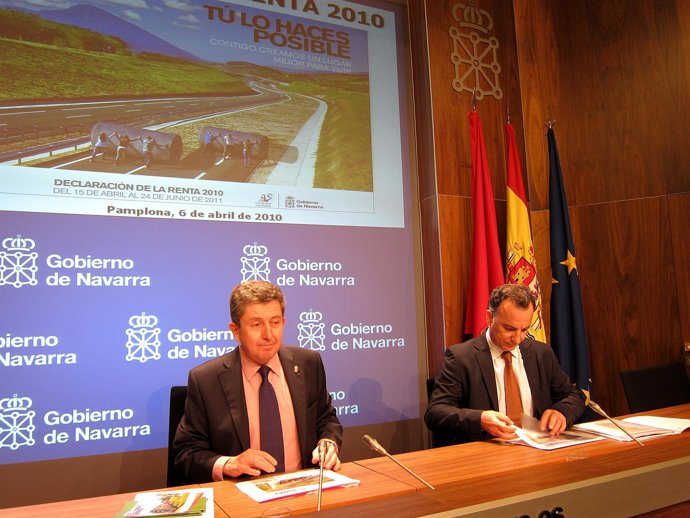 Miranda y Pérez de Albéniz presentan la campaña de la Renta 2010 en Navarra.