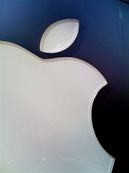 apple logo por kimbert CC FLickr 