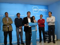 Manzano (PP) insiste en que Monago "no tiene nada que rectificar" sobre configuración de listas "porque todo es verdad"
