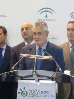 El presidente de la Junta de Andalucía, José Antonio Griñán, en Expo Agro, en Ro