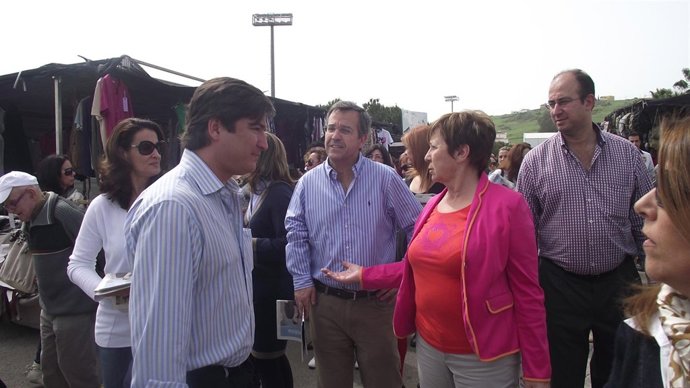 Nota Prensa Y Foto PP Estepona