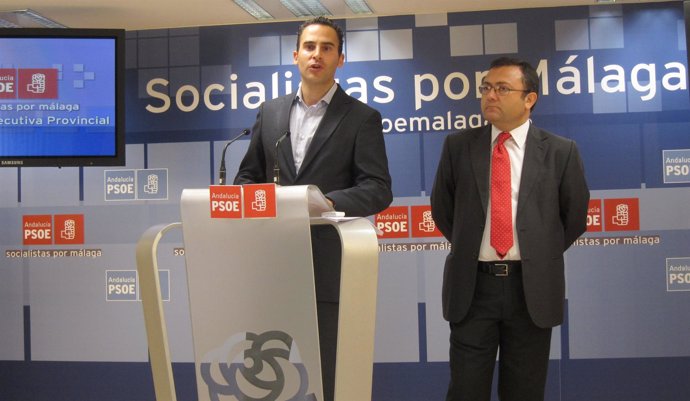Los socialistas Pérez y Heredia, en rueda de prensa