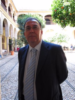 El delegado de Empleo de la Junta en Córdoba, Antonio Fernández