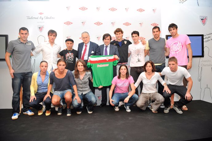 El Athletic presenta su segunda equipación para la 2011/2012