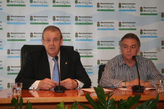 Enciso junto al concejal de Alcaldía de El Ejido, José Añez