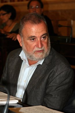 Antonio Rodrigo Torrijos, portavoz de IU en el Ayuntamiento de Sevilla y candida