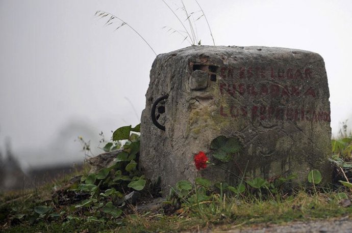 La familia de Lorca baraja emprender acciones legales para evitar la exhumación 