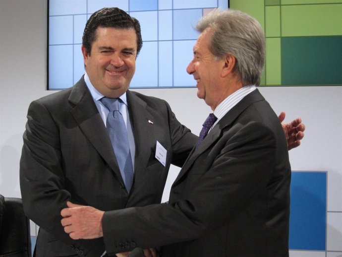 El presidente de Endesa, Borja Prado, y el CEO de Enel, Fulvio Conti