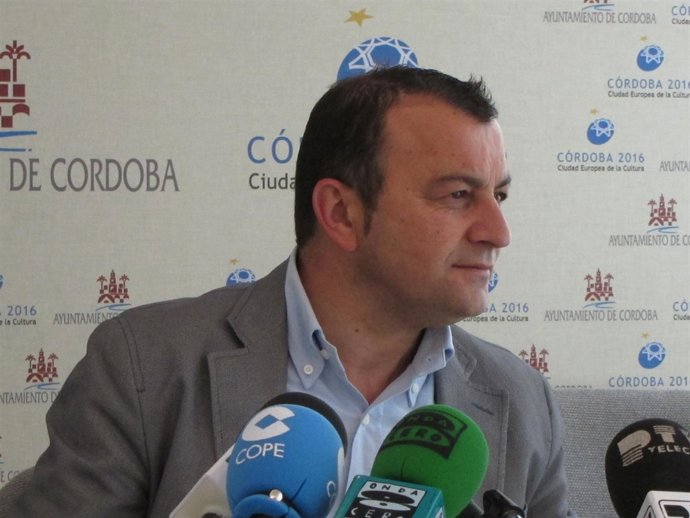 Portavoz IU en el gobierno municipal de Córdoba, Francisco Tejada
