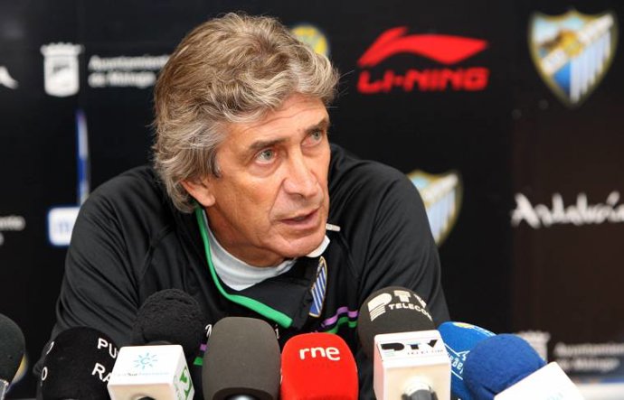 Manuel Pellegrini, técnico del Málaga, en rueda de prensa