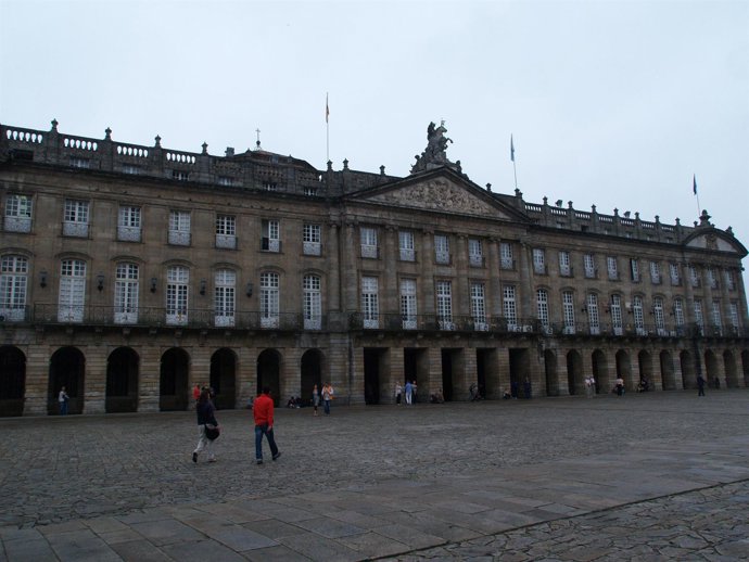 Pazo de Raxoi, Ayuntamiento de Santiago