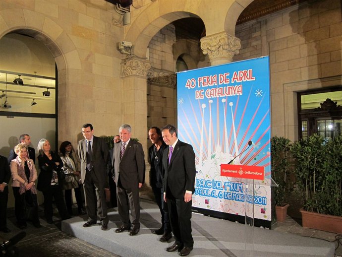 Presentación del cartel de Custo para la XL Feria de Abril de Catalunya