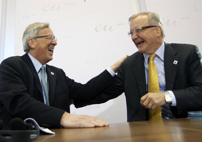 Juncker y Rehn (UE)