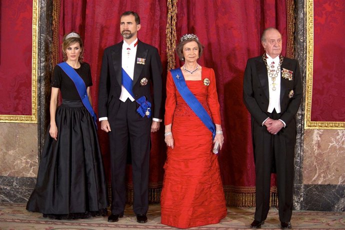 Los Reyes y los Príncipes de Asturias reciben al Presidente de Chile