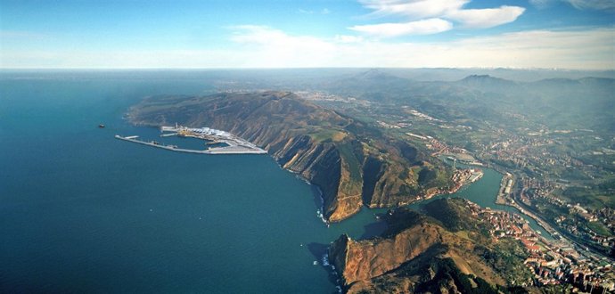 Proyecto de puerto exterior.