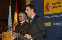 Blanco y Feijóo se felicitan 