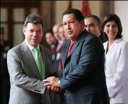Los presidentes de Colombia, Juan Manuel Santos, y de Venezuela, Hugo Chávez.