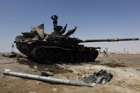 Rasmussen lamenta las muertes provocadas por 'fuego amigo' en Libia