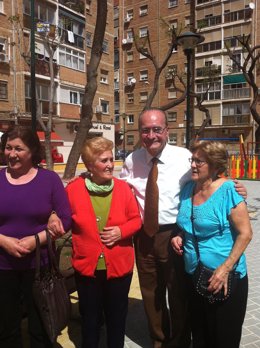 El candidato del PP a la reelección y alcalde de Málaga, Francisco de la Torre, 