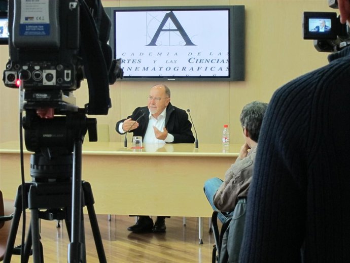 Bigas Luna, presentando su candidatura en Barcelona