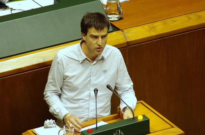 el parlamentario vasco de UPyD, Gorka Maneiro