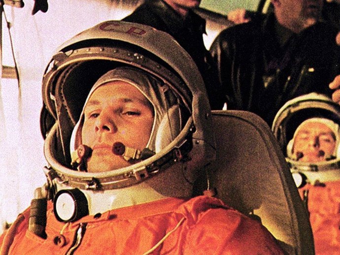 Astronauta ruso Yuri Gagarin, primer ser humano en viajar al espacio
