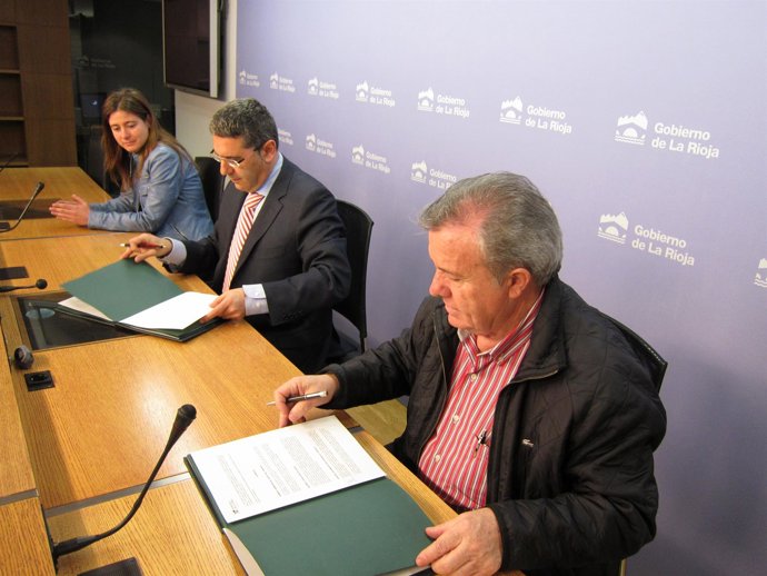 Firma convenio Rodezno