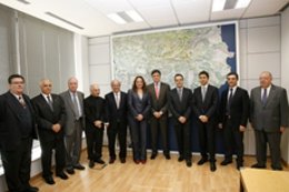 Representantes De Los Colegios Profesionales Durante La Firma De Los Convenios