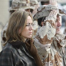 Carmen Chacón visita tropas en Agfanistán