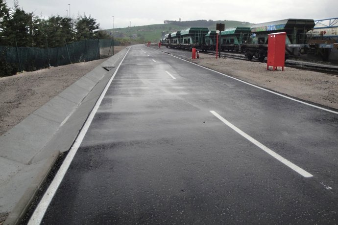 Instalación Logísitica De Adif En Torrelavega. 