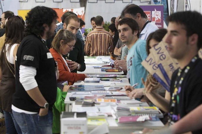 Feria Juvenil Candinamia. 