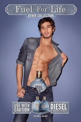 Marlon Teixeira Para La Nueva Campaña De La Fragancia 'Fuel For Life'