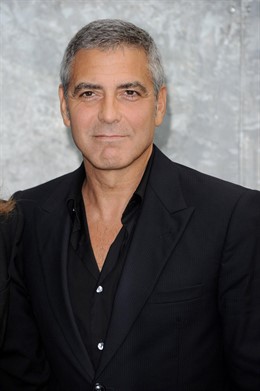 George Clooney En Una Presentación