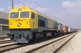 Tren De Mercancías De Renfe