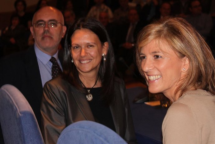 Isabel Pérez-Espinosa, Susana López Ares Y Javier Gámez