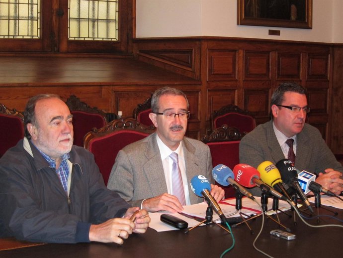 Los Catedráticos Bobes, Arias Y Pascual