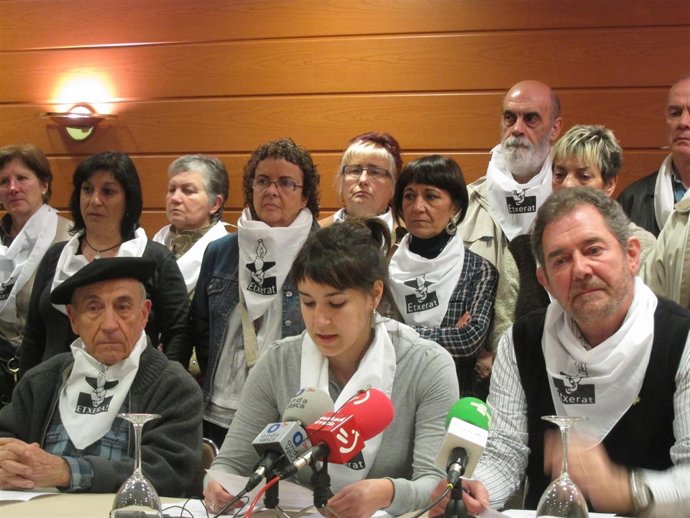 Rueda De Prensa De Etxerat