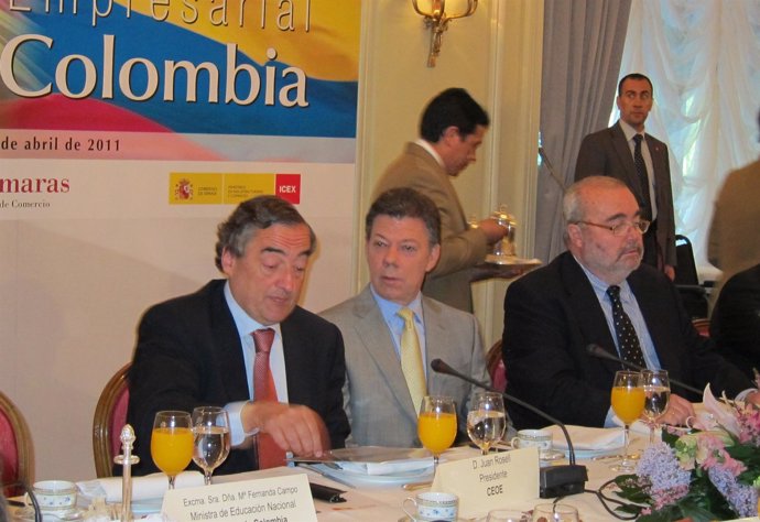 Reunión Entre El Presidente De Colombia Y Empresarios Españoles