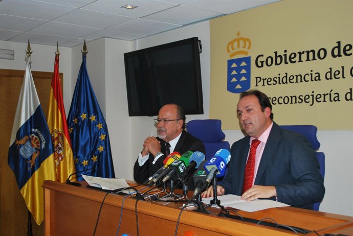 Viceconsejero De Turismo Del Gobierno De Canarias, Ricardo Fernández (Dch)