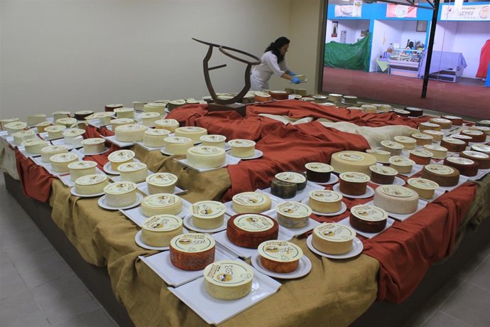 Quesos a concurso en Feaga