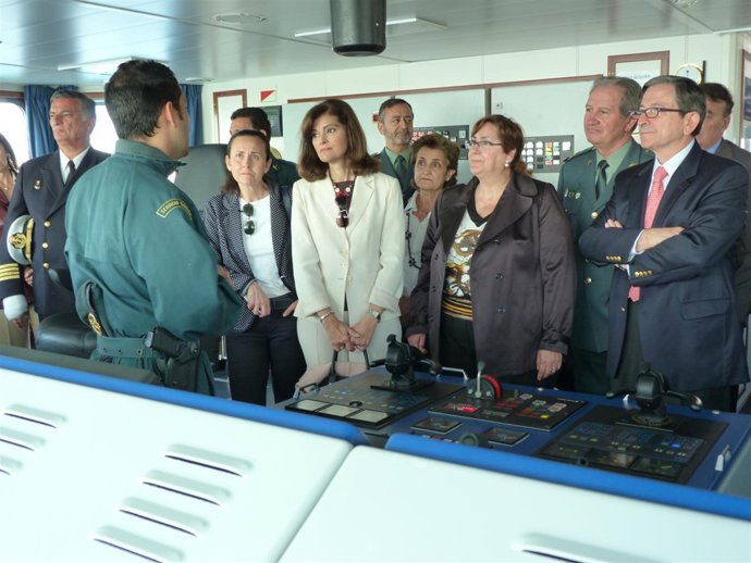 Autoridades En La Visita Al Patrullero Río Segura