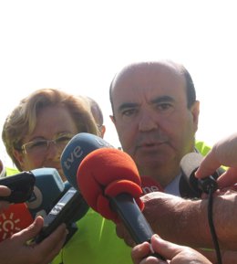  El Secretario Federal De Relaciones Institucionales, Gaspar Zarrias.