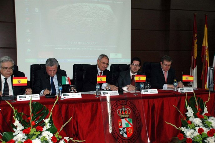 Ernesto Martínez Ataz, Rector De La Universidad De Castilla-La Mancha
