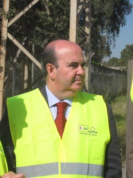  El Secretario Federal De Relaciones Institucionales Del PSOE, Gaspar Zarrías.