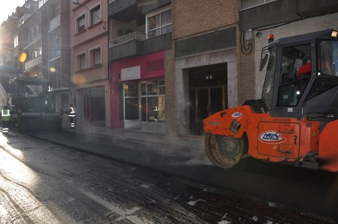 Operación Asfalto En Una Calle De Ejea (Zaragoza)