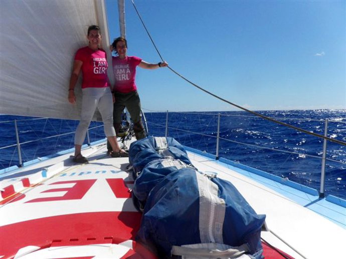 Anna Corbella Y Dee Caffari Barcelona World Race