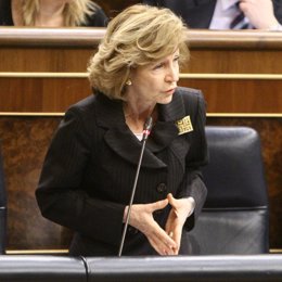 La Ministra Salgado En El Pleno Del Congreso