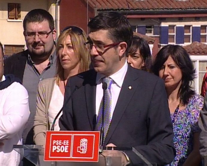 López arremete contra la derecha y el nacionalismo